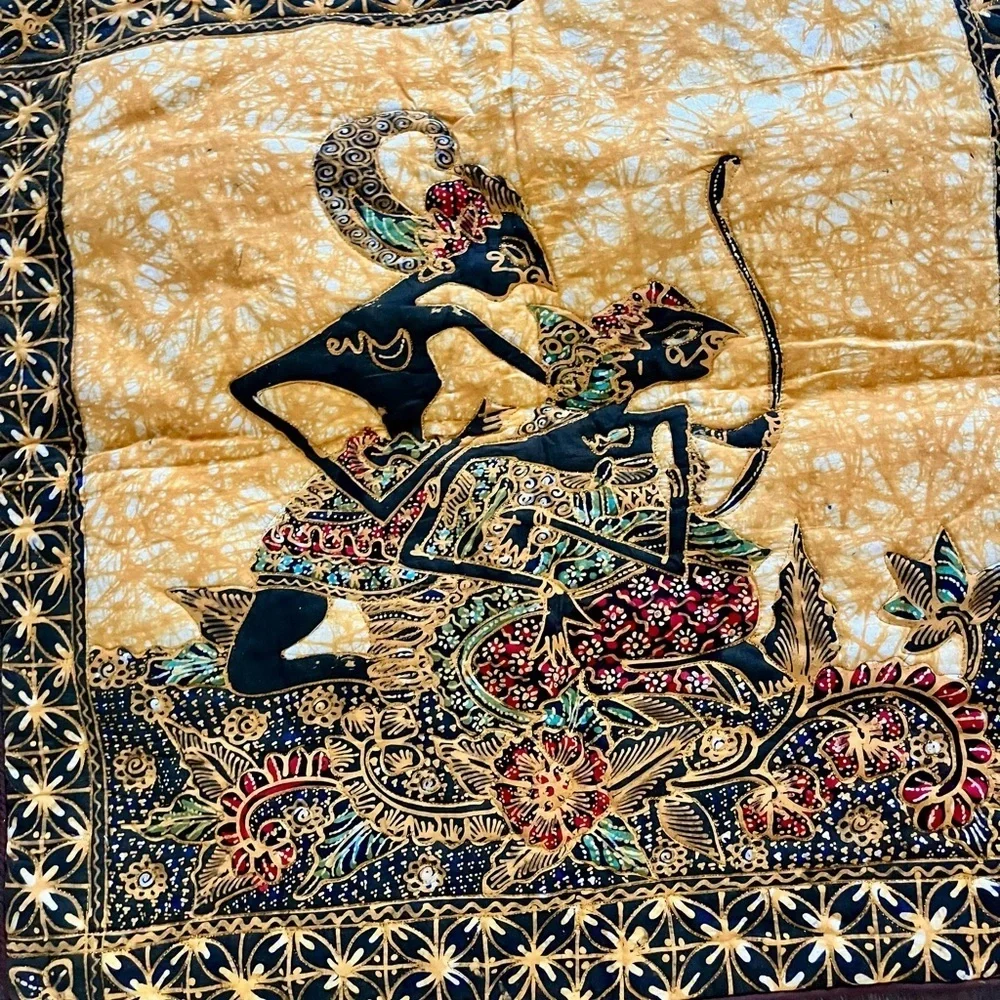 Intricate Yellow and Black Decor pillow cover 25/25 inches
